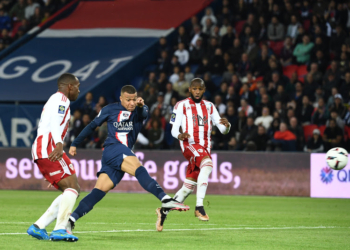 07 Kylian MBAPPE (psg) - 20 Mohamed YOUSSOUF (aca) during the Ligue 1 Uber Eats match between PSG and Ajaccio at Parc des Princes on May 13, 2023 in Paris, France. (Photo by Christophe Saidi/FEP/Icon Sport)