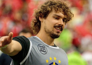 Lucas Faraldo faz nova participação no Desimpedidos e trabalha pela primeira vez na Série B / Crédito: Divulgação Desimpedidos / NWB / Ola Sports