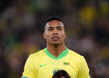 Alex Sandro em amistoso da Seleção Brasileira. Foto: John Walton