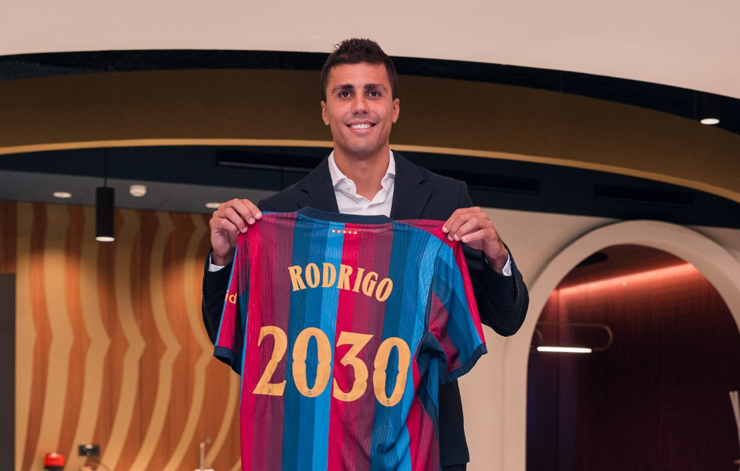 Rodri é contratado pelo Barcelona até 2030